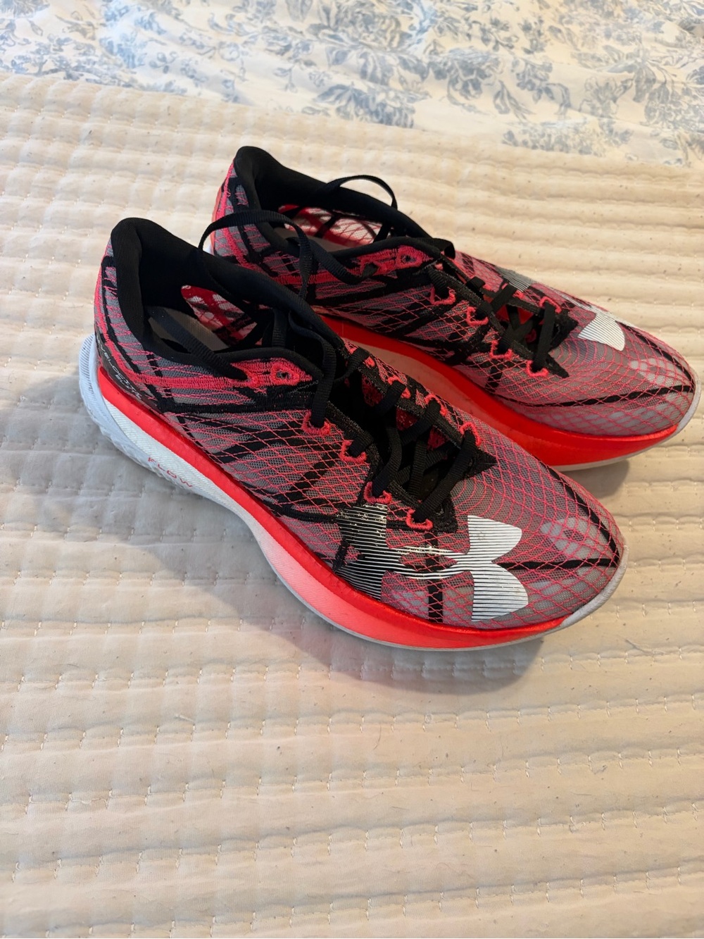 Under Armour Women Velocity Elite Carbon Plated Running Shoes - Pink/Black